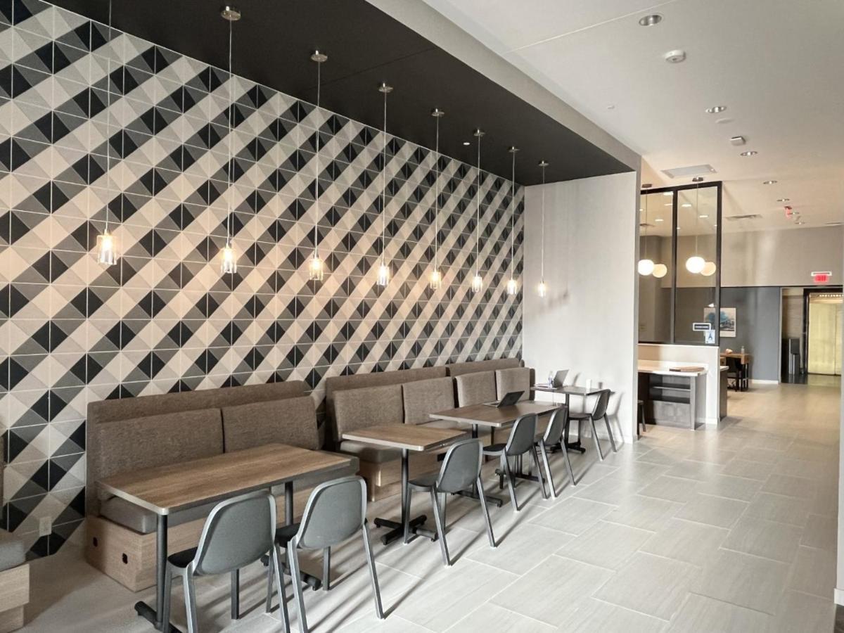 Home2 Suites By Hilton St Louis Downtown Сейнт Луис Екстериор снимка